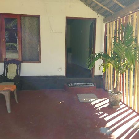 Peacock Garden Bed & Breakfast แทนกาลเล ภายนอก รูปภาพ